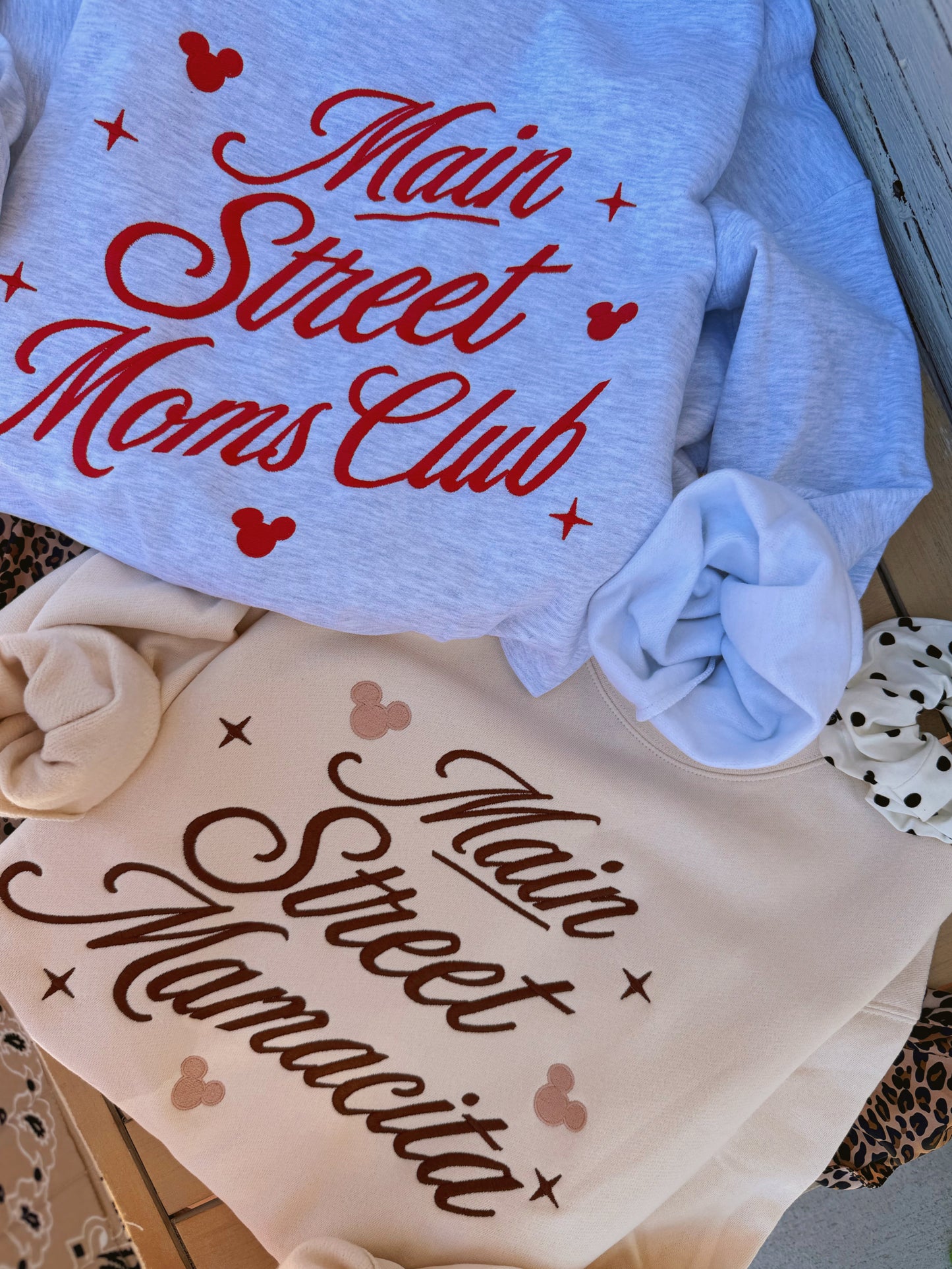 Mamacita/Mom Club Embroidered crewneck PRE ORDER (LATE JUNE/EARLY JULY)