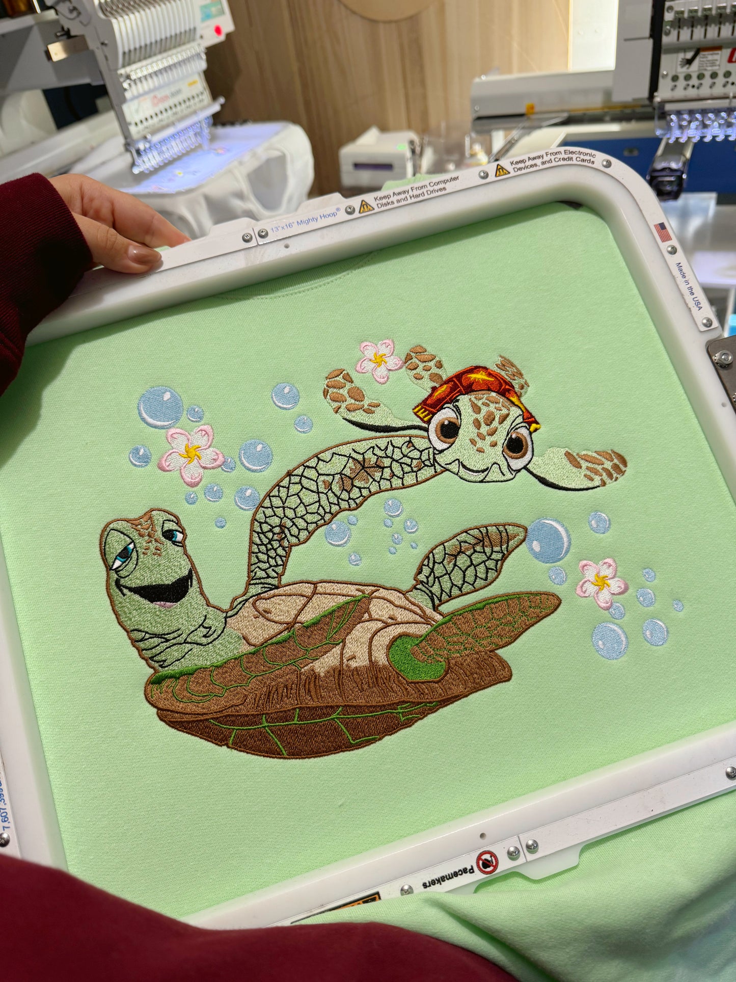 Turtle Dudes embroidered crewneck PRE-ORDER(MID/LATE JULY)