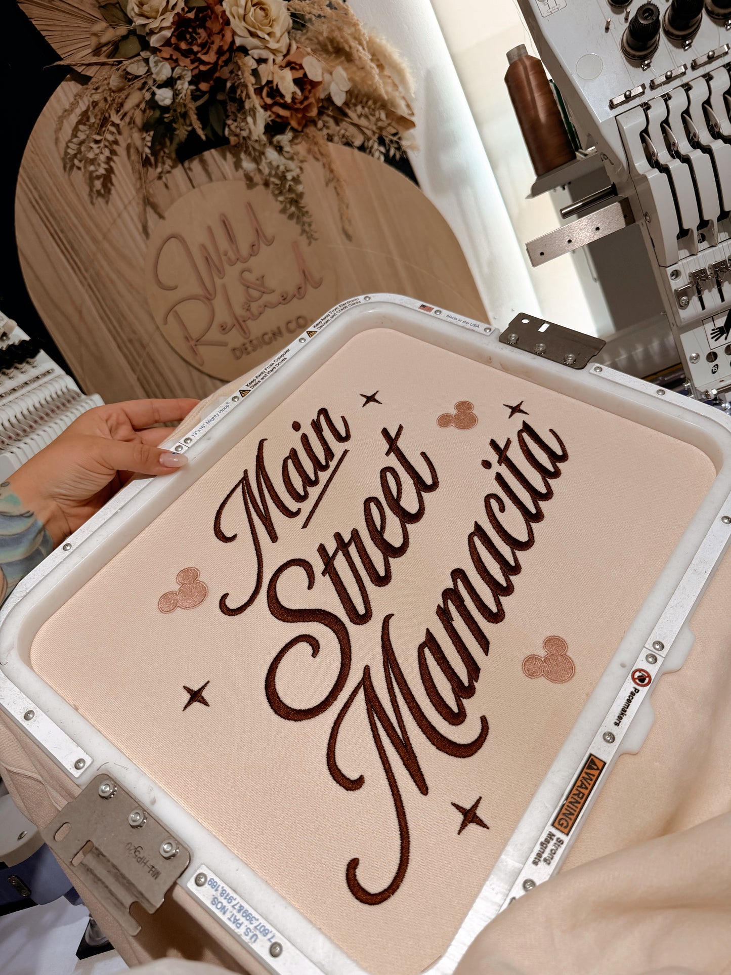 Mamacita/Mom Club Embroidered crewneck PRE ORDER (MID/LATE AUG)