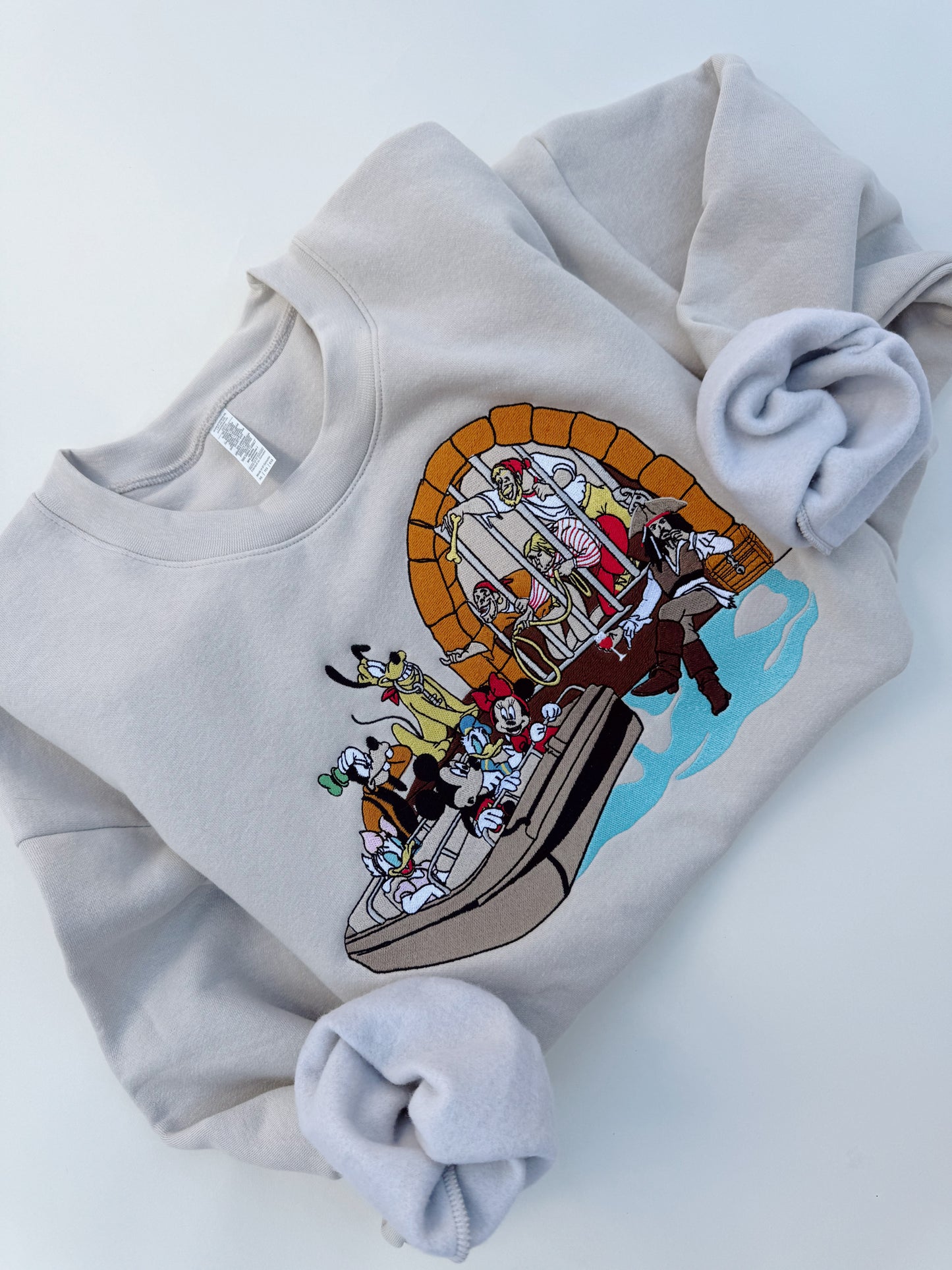 Pirates Embroidered crewneck (11/21-12/3)