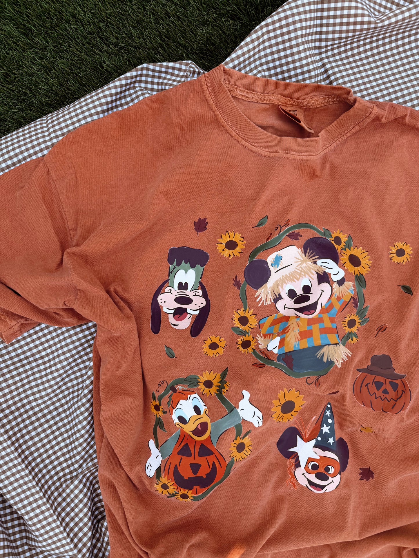 Fall Friends ADULT GRAPHIC TEE (MADE TO ORDER)