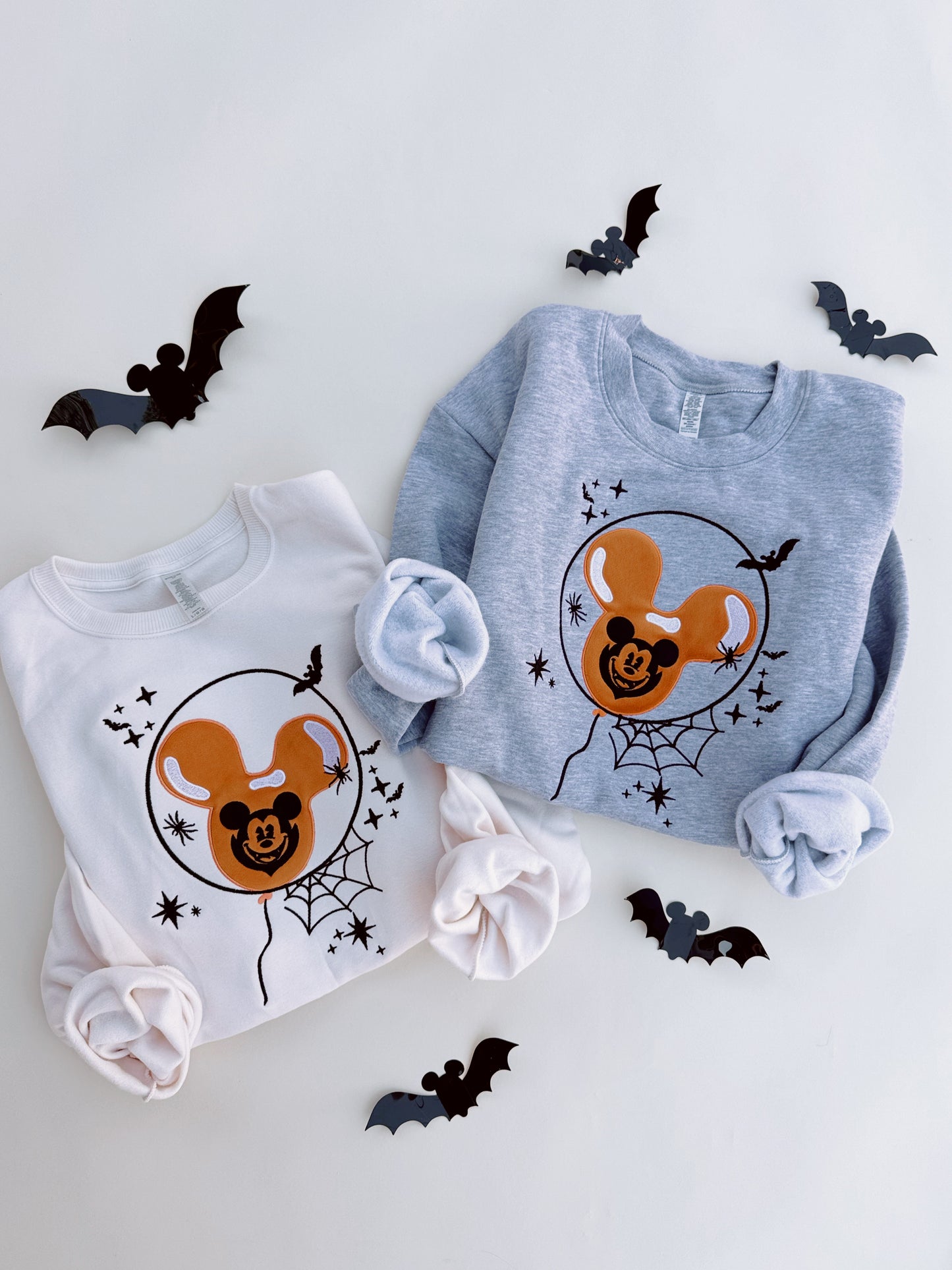 Balloon Vampire embroidered crewneck PRE-ORDER(LATE SEPT/EARLY OCT)