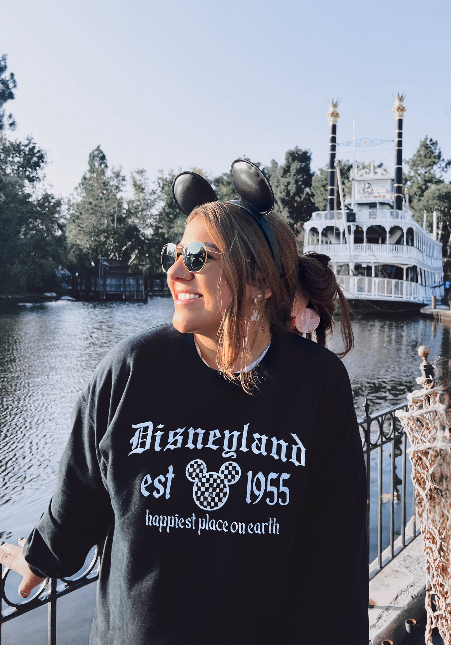 Old english Happiest place crewneck PRE ORDER (MID/LATE JULY)