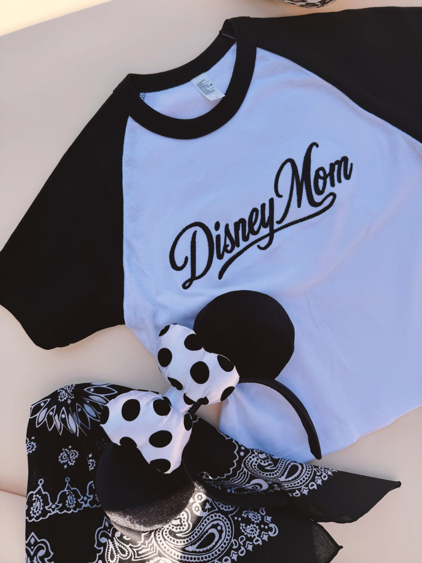 Park Mom Raglan Embroidered Tee PRE-ORDER(MID/LATE AUG