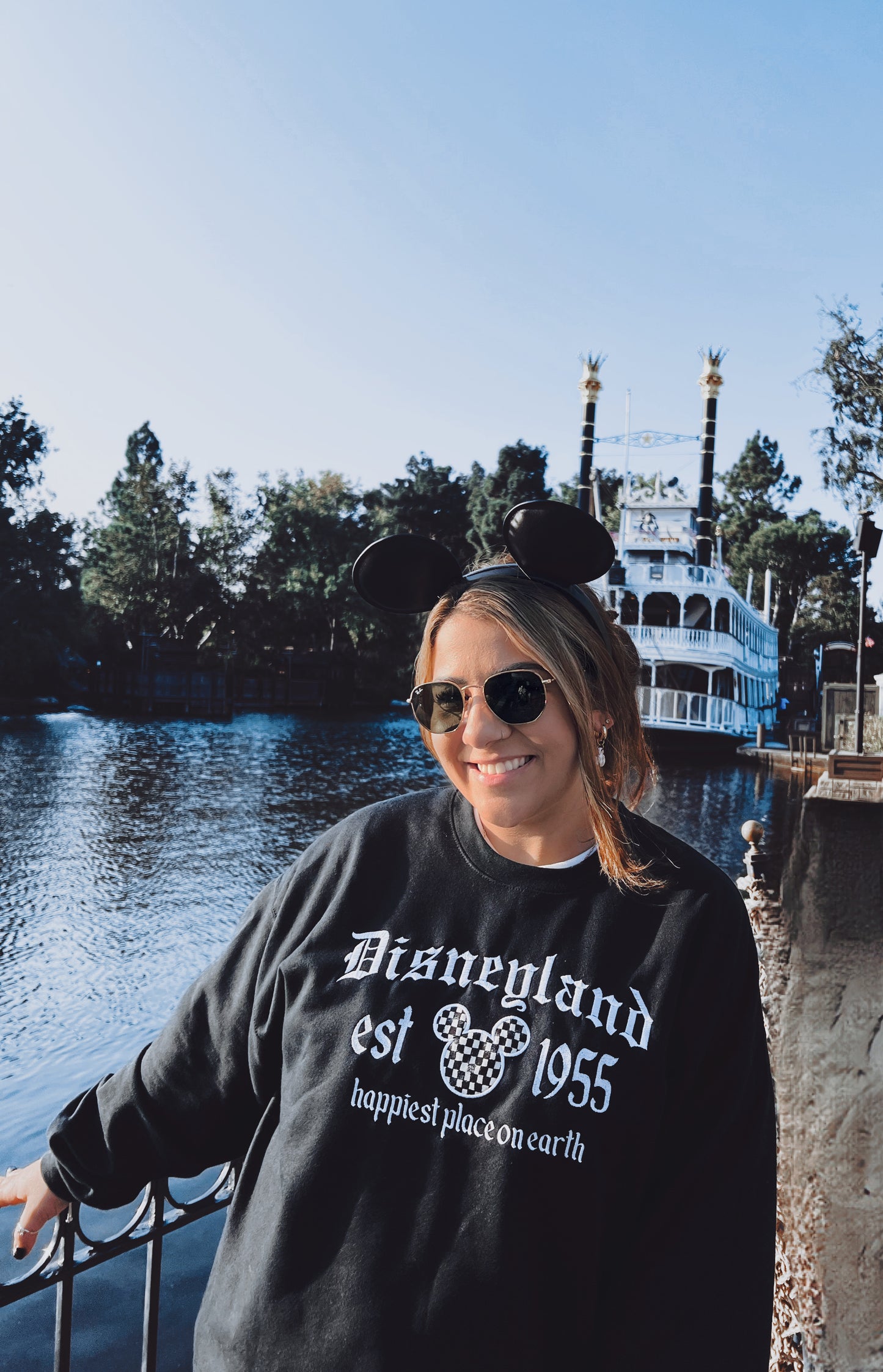 Old english Happiest place crewneck PRE ORDER (MID/LATE JULY)